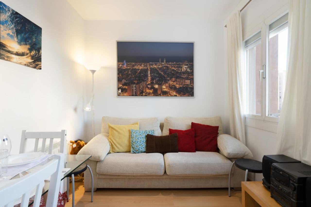 Cute Apartment In Sants Station With Hbo & Alexa & Ac Barcelona Exterior photo